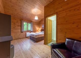 Woodland Park Lodges - Ellesmere - 7