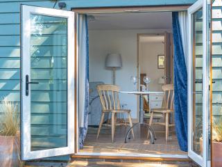 Island Lodge - Little Baddow - 4