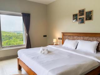 5 Star Luxe 2BHK River View Apartment Porvorim - Porvorim - 8