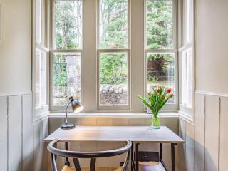 East Lodge - Contin - 2