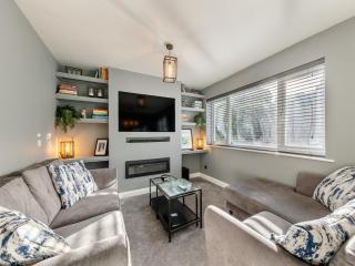 House In The Hills - 7