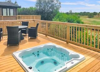 Kingswood Golf Lodges - Thorne - 8