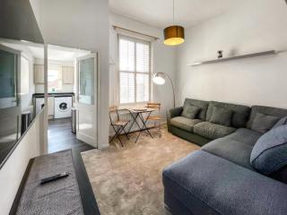 Grosvenor Apartment - 6