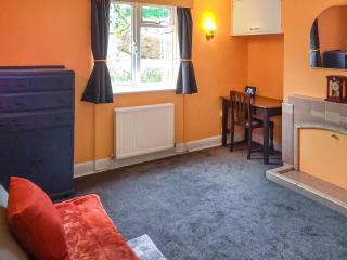 5 Rose Cottages - Sandhurst - 9
