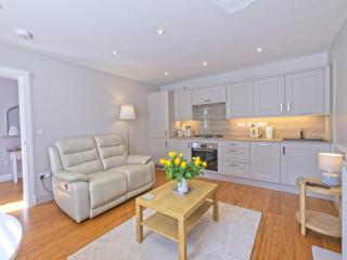 Lower Canterbury House - Gattonside - 1