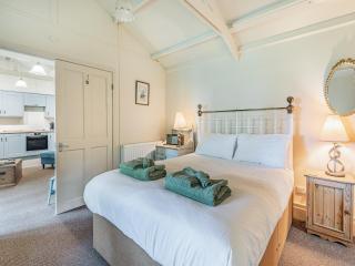 Peaceful Woodland Lodge - Cornisholme - 9
