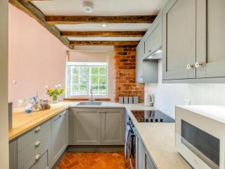 Barn House - - 6