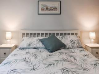 Flat 2, Langtry Apartment - Bournemouth - 2
