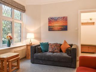 Flat 2, Langtry Apartment - Bournemouth - 8