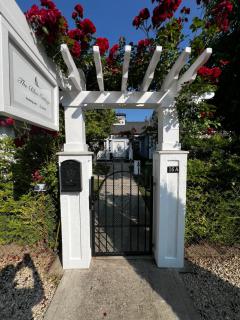 The Blue Cottage Akarattya - 9