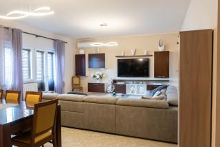 Modern Home! 2 Min Walk to Beach! Sleeps 6! - Campora San Giovanni - 6