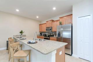 Townhome com Piscina Privada– Storey Lake - 4