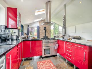 Crynant Countryside Retreat - Crynant - 4