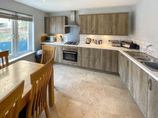 Captains House - Whitby - 8
