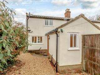 Wheelwrights Cottage - Rumburgh - 2