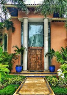 Classic Charm Villa with Private Pool & Garden - Puerto Aventuras - 0