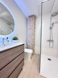 EcoCasa 12PAX perfecta grupos, reforma lujo, junto parada Burjassot metrovalencia, cerca centro Valencia y playa, lavadora, secadora equipamiento total - Benimamet - 7