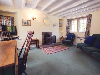 April Cottage - Youlgreave - 8