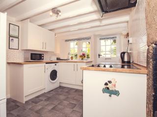 April Cottage - Youlgreave - 3