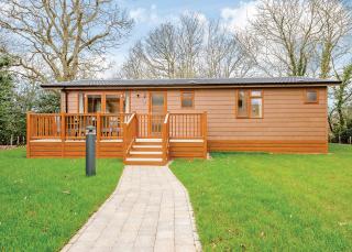 Wareham Forest Lodge Retreat - Lytchett Minster - 1
