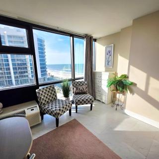 Romantic Oceanview Studio w/pool & tiki bar - 3