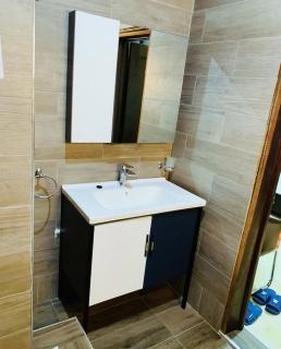 105 Inn - Amasaman - 9