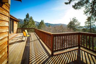 Luxury View Lodge - Luxurious, Lake & Slope Views, Game Room, Jet Tub, Fireplace, Smart TV, BBQ - 9