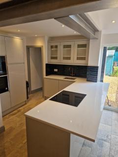 3 Westview Cottage - Childer Thornton - 5
