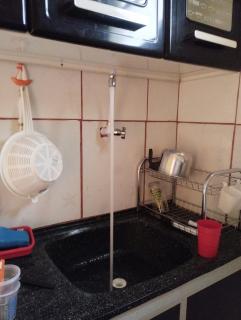 Quitinete para solteiro ou casal - quarto duplo com banheiro e cozinha privativos - Manaus - 3