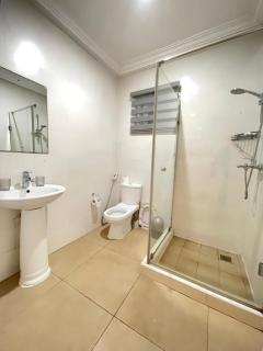 Sunny's Place Luxury Apartments - Accra - 5