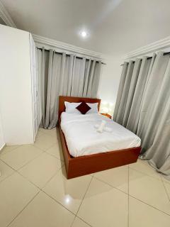 Sunny's Place Luxury Apartments - Accra - 7