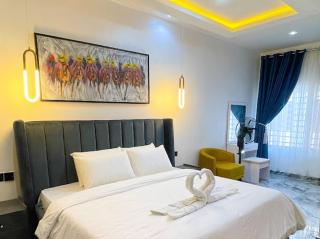 Classy interior great location - Lekki - 9