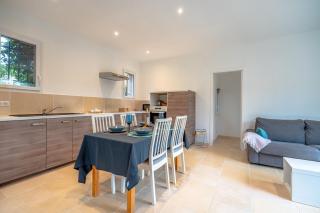 Nice air-conditioned house with flower garden - Le Plan-de-la-Tour - 5