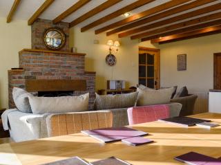 Meadow Croft - Llangeinor - 9