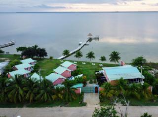 Tilt-Ta-Dock Resort Belize - Corozal Town - 7