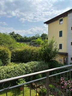 Quiet Corner Apartment - Riva del Garda - 3