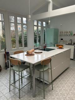 Le Mans Gem with Garage for Motorsport Fans - Le Mans - 6