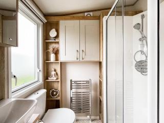 Family Cabin - Selsey - 1