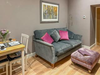 Ling At Holly House - Uk44468 - Newton - 8