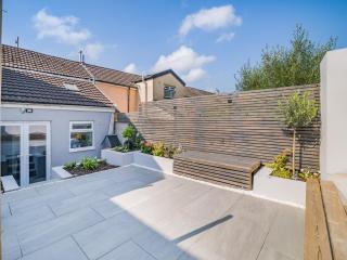 High Street Cottage - Treorky - 9