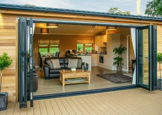 Upton Lakes Lodges - Cullompton - 1