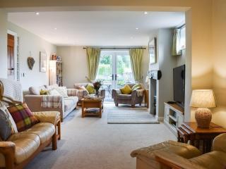 Hoopers End - Sedgwick - 8