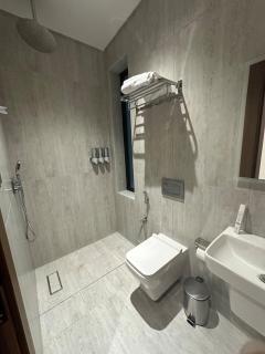 3 غرف شقة راقية قريب البحر 3 bedroom high end apartment - Dammam - 7