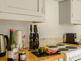 3 Bed in Thornham KT104 - Thornham - 5