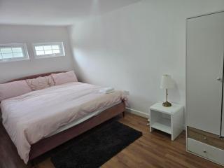 Orlando - Thamesmead - 9