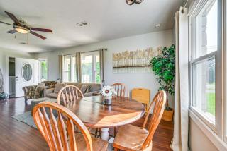 Near Dtwn Somerset Tranquil Getaway with Fire Pit - 7