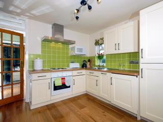 Eiras Cottage-Qc1223 - Nolton - 7