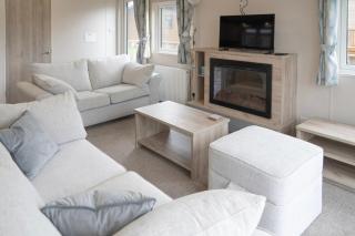 Bittern Lodge: 3BD Retreat in South Lakeland Park - Borwick - 1