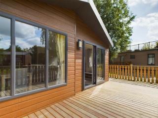 Bittern Lodge: 3BD Retreat in South Lakeland Park - Borwick - 0