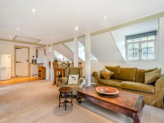 Casa Bowwow - Uk48047 - - 6